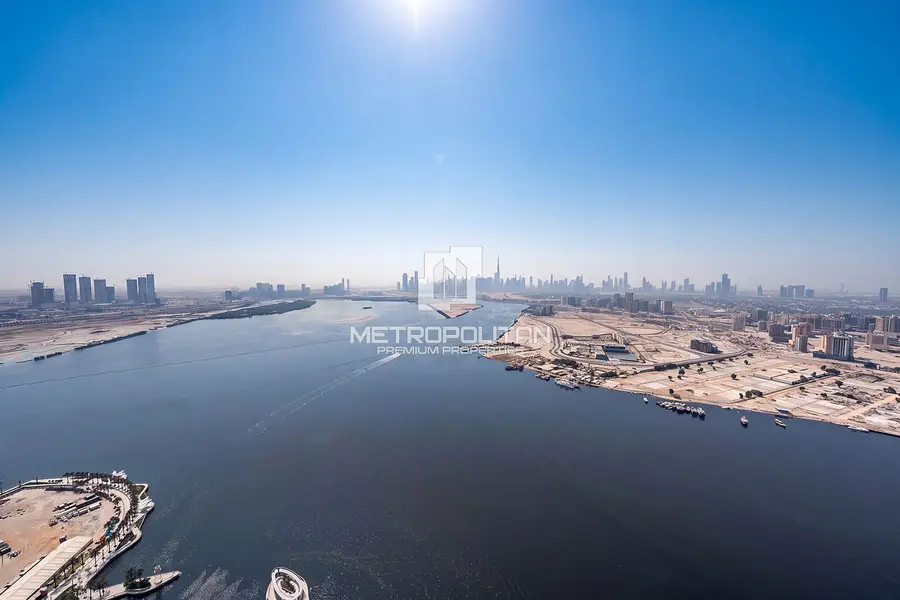 Best Priced | Vacant | Upgraded with Skyline View
