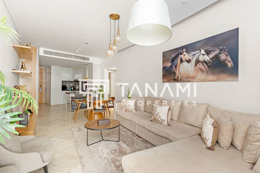 Luxury 2 BR | Fully Furnished | Prime Location