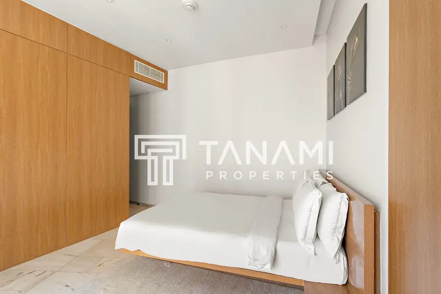 Luxury 2 BR | Fully Furnished | Prime Location