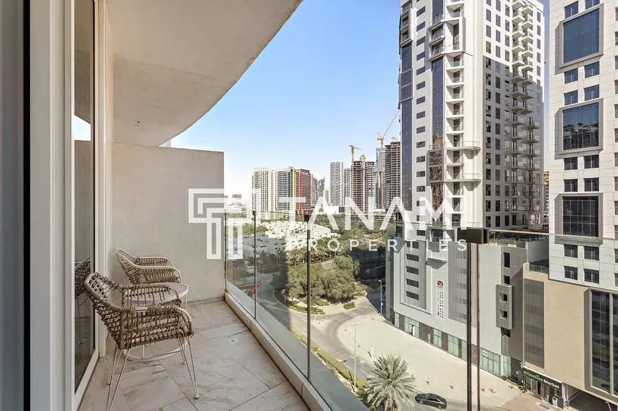 Luxury 2 BR | Fully Furnished | Prime Location
