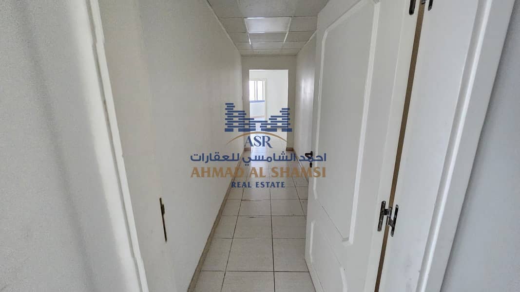 30 eba24bef-f2a9-44aa-b1d9-7861a7a216f9. jpg