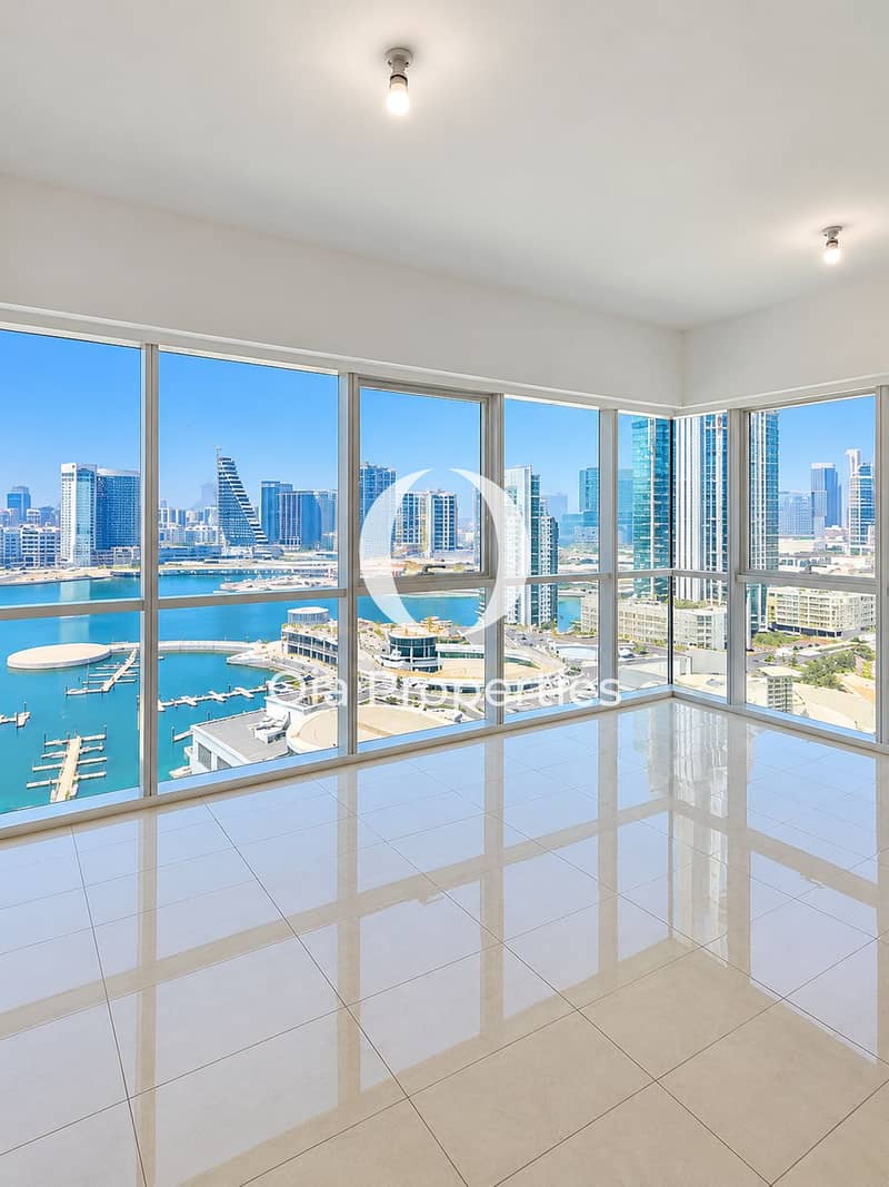 10 Luxury Apartment Marina Skyline View. png