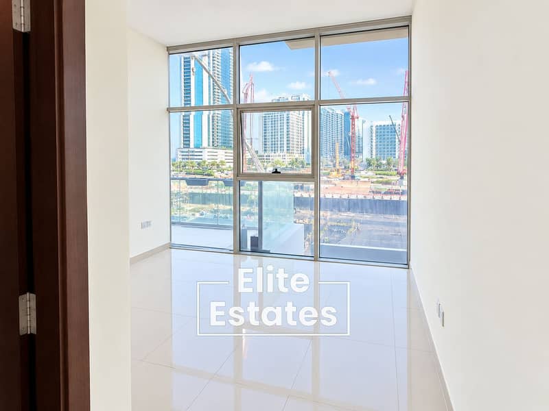 2 Bright Minimalist Apartment with City Views. png