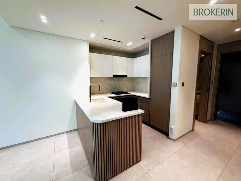 0. jpeg 0. jpeg