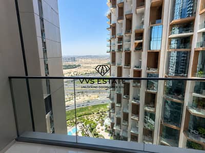 Estudio para en Alquiler en Business Bay, Dubai - Modern Balcony View of Urban Desert City. png Estudio para en Alquiler en Business Bay, Dubai - Modern Balcony View of Urban Desert City. png