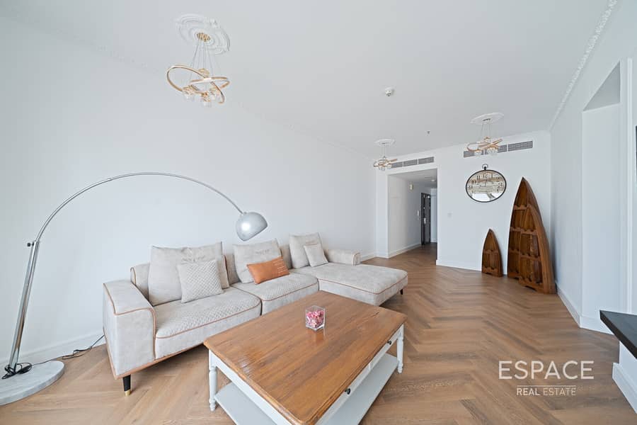 Sea Views | Upgraded | Fully Furnished Sea Views | Upgraded | Fully Furnished