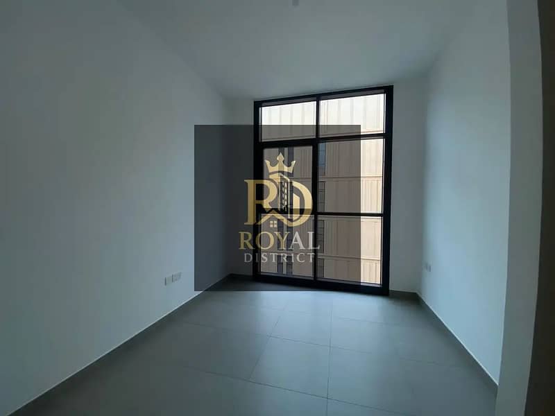6 849731528-1066x800. webp