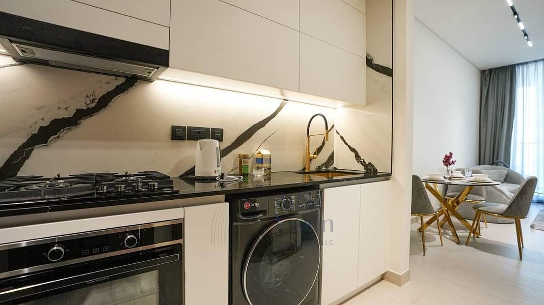15 896cad26-6013-4c69-bc9b-5bd68ece1ec2. jpg