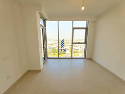 2 Slaapkamers Appartement te Huur in Dubai Hills Estate, Dubai - 809 bedroom_corner_window_warm_1920x1440 (1). jpg 2 Slaapkamers Appartement te Huur in Dubai Hills Estate, Dubai - 809 bedroom_corner_window_warm_1920x1440 (1). jpg