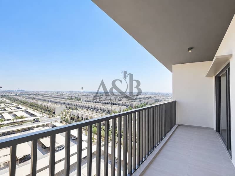 8 Modern Balcony Overlooking Expansive Neighborhood. png