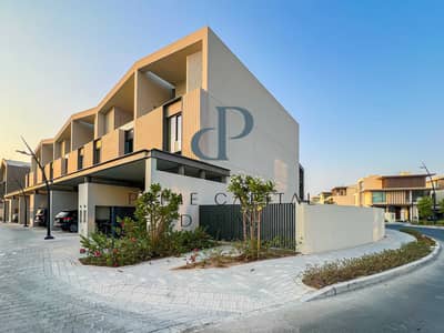 3 Bedroom Villa for Rent in Nad Al Sheba Gardens, Dubai - WhatsApp Image 2026-10-20 at 13.56. 42. jpeg 3 Bedroom Villa for Rent in Nad Al Sheba Gardens, Dubai - WhatsApp Image 2026-10-20 at 13.56. 42. jpeg