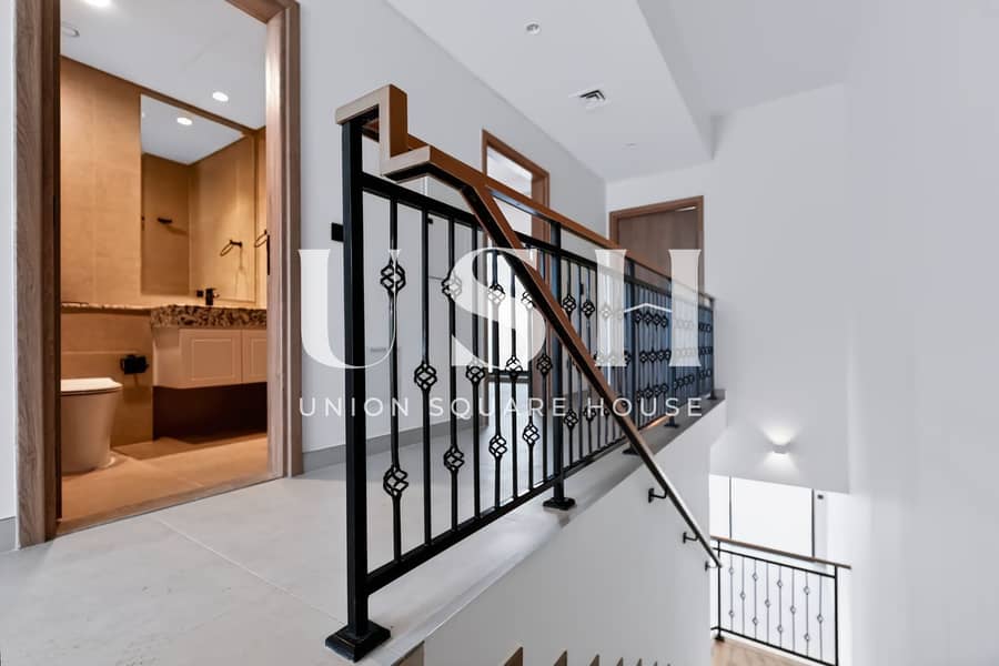 16 78ac501b-5bd8-4146-a4ba-91ec70ebf396. jpg
