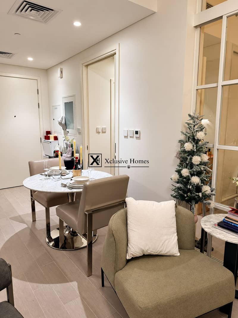 7 Warm evening interior, crisply enhanced-4. png