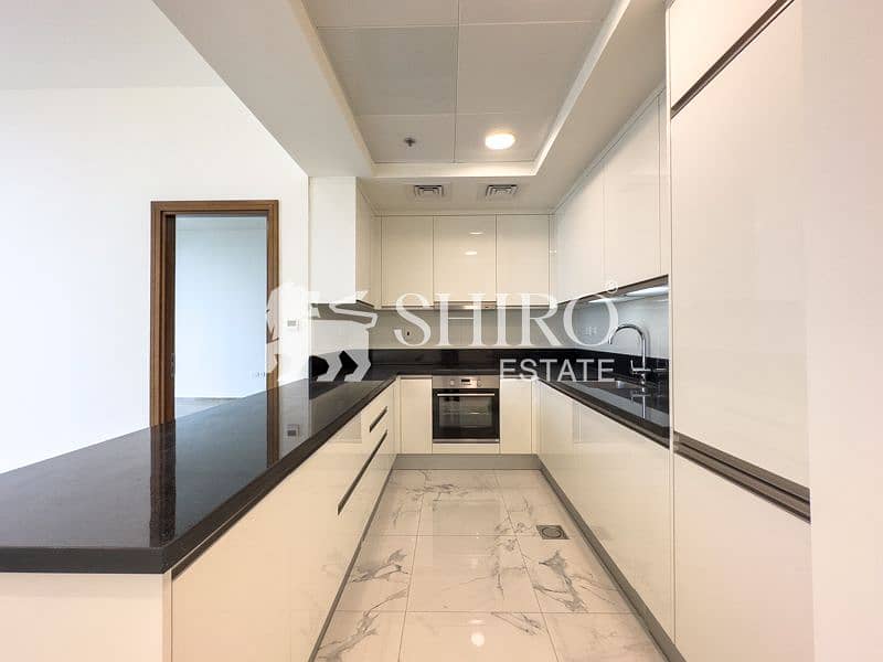 15 Kitchen 001. jpg