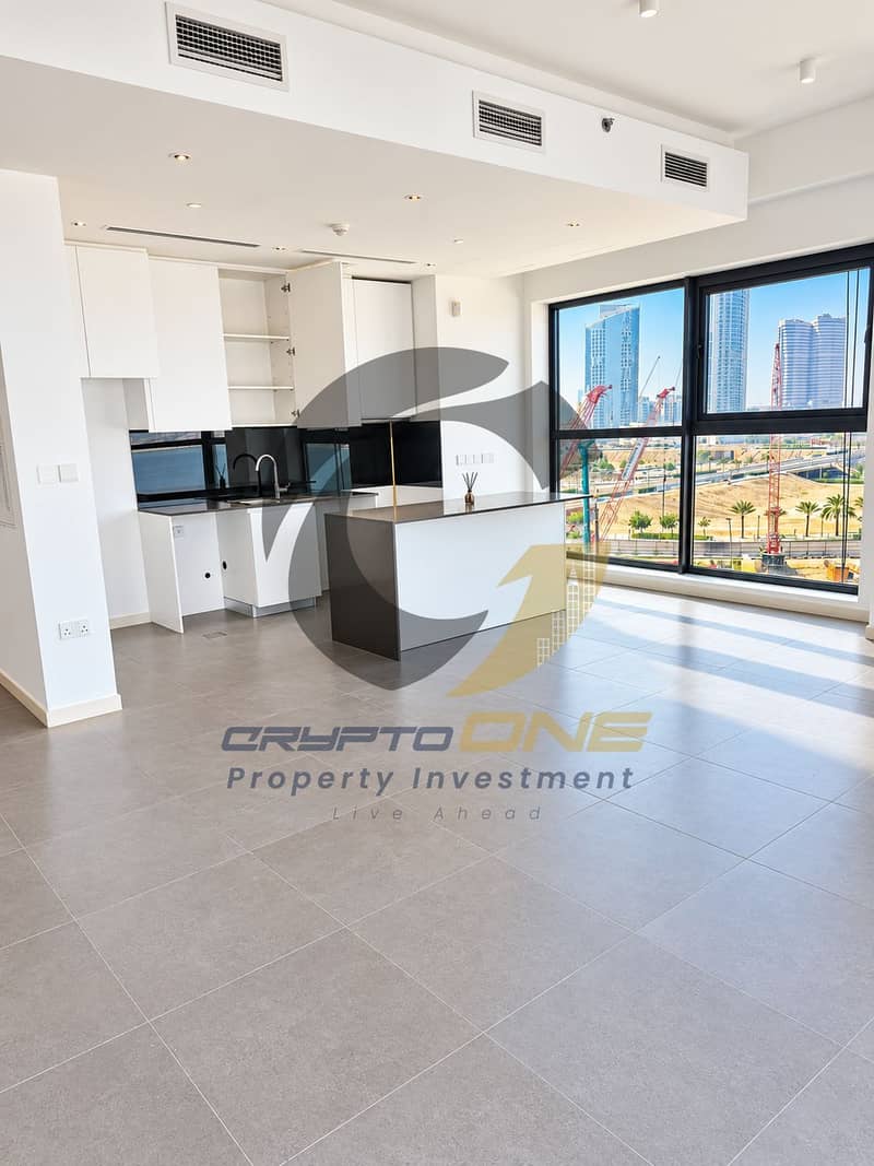 2 06_modern_apartment_interior_with_city_skyline. png