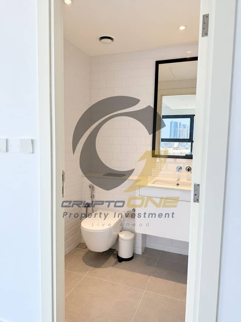 12 11_modern_minimalist_bathroom_with_city_view. png