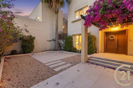 4 Bedroom Villa for Sale in The Meadows, Dubai - Type 12 | Largest 4 Bedroom Layout | Upgraded 4 Bedroom Villa for Sale in The Meadows, Dubai - Type 12 | Largest 4 Bedroom Layout | Upgraded