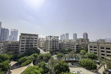 3 Bedroom Apartment for Sale in The Greens, Dubai - Vacant | High Floor | Bright Unit