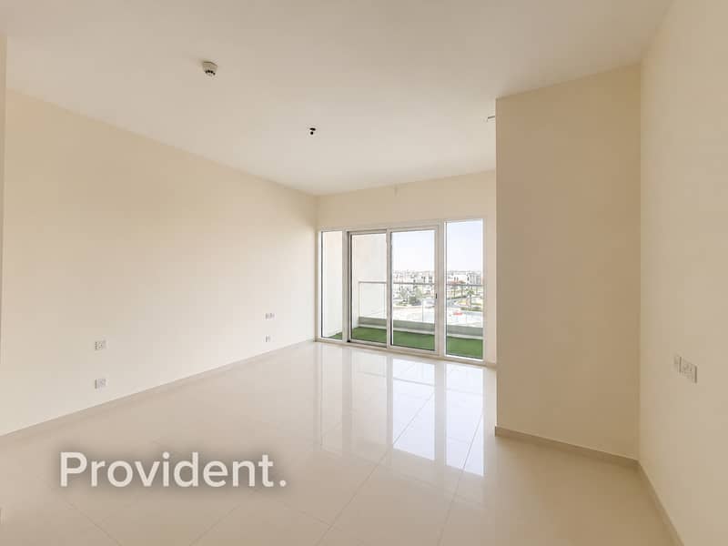 Open View | Two Balconies | Spacious Studio Open View | Two Balconies | Spacious Studio