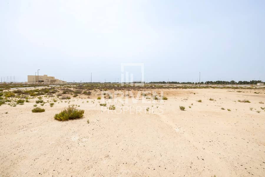 Twin Villa | Close to SZR Prime Location