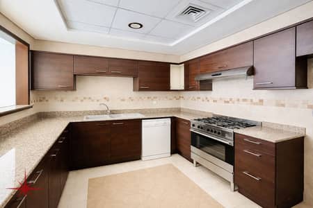 3 Slaapkamers Appartement te Huur in Sheikh Zayed Road, Dubai - bc57c167-5b21-4db2-83dc-f0dd1cb5d799. jpg 3 Slaapkamers Appartement te Huur in Sheikh Zayed Road, Dubai - bc57c167-5b21-4db2-83dc-f0dd1cb5d799. jpg