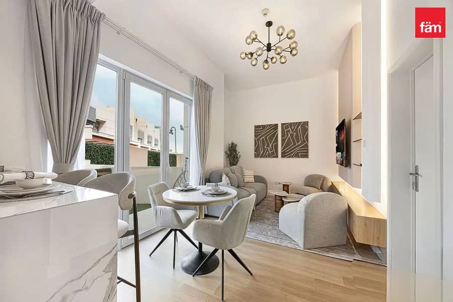 Furnished upgraded Spacious 1 Bed | Ground Floor
