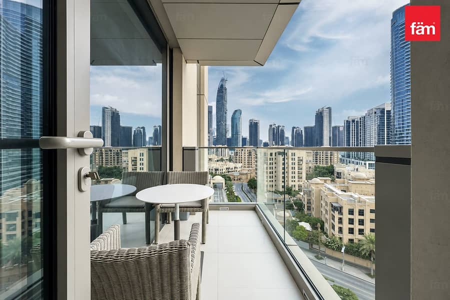 Ready to Move | Old Town View | Spacious Ready to Move | Old Town View | Spacious
