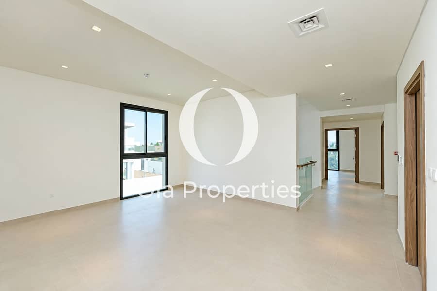 3 Bright Minimalist Apartment Interior. png