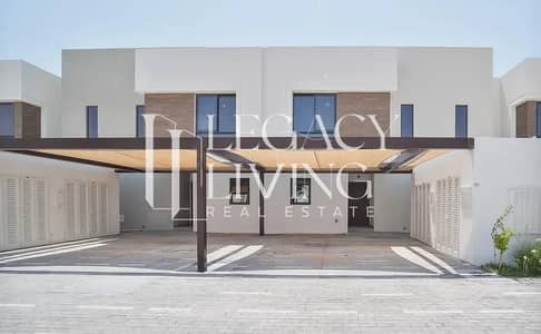 3 habitaciones Townhouse para en Alquiler en Yas Island, Abu Dhabi - WhatsApp Image 2026-10-20 at 6.00. 43 PM (2). jpeg 3 habitaciones Townhouse para en Alquiler en Yas Island, Abu Dhabi - WhatsApp Image 2026-10-20 at 6.00. 43 PM (2). jpeg