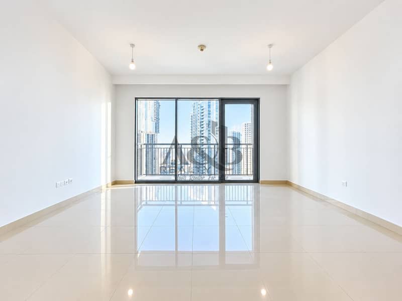 2 Bright Minimalist Apartment with City View. png
