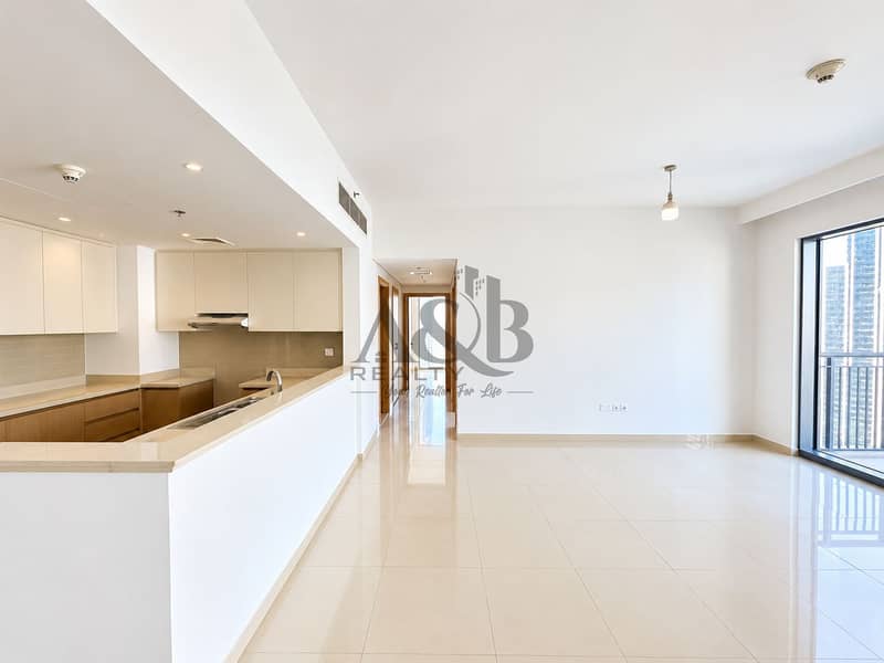 4 Bright Minimalist Apartment Interior. png