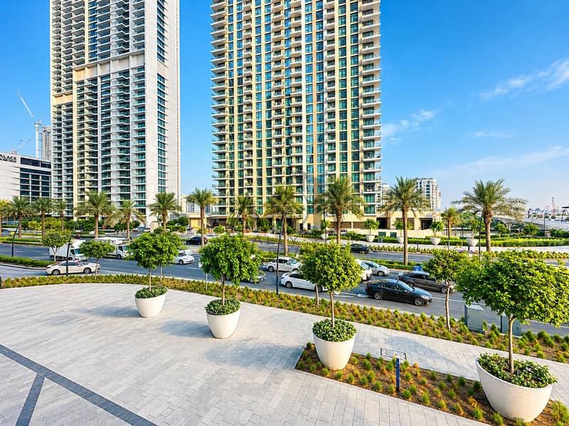 6 Sunny Modern Boulevard Towers. png