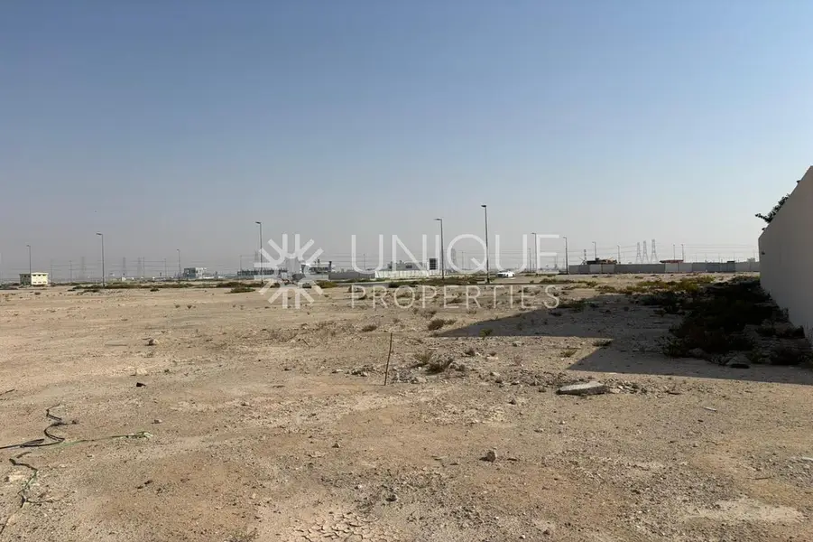 Near SZR | Vastu Compliance | Single Raw