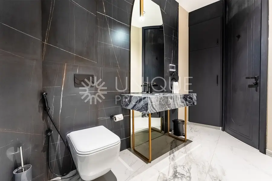 High-End furnished | Prime location | Designed unit