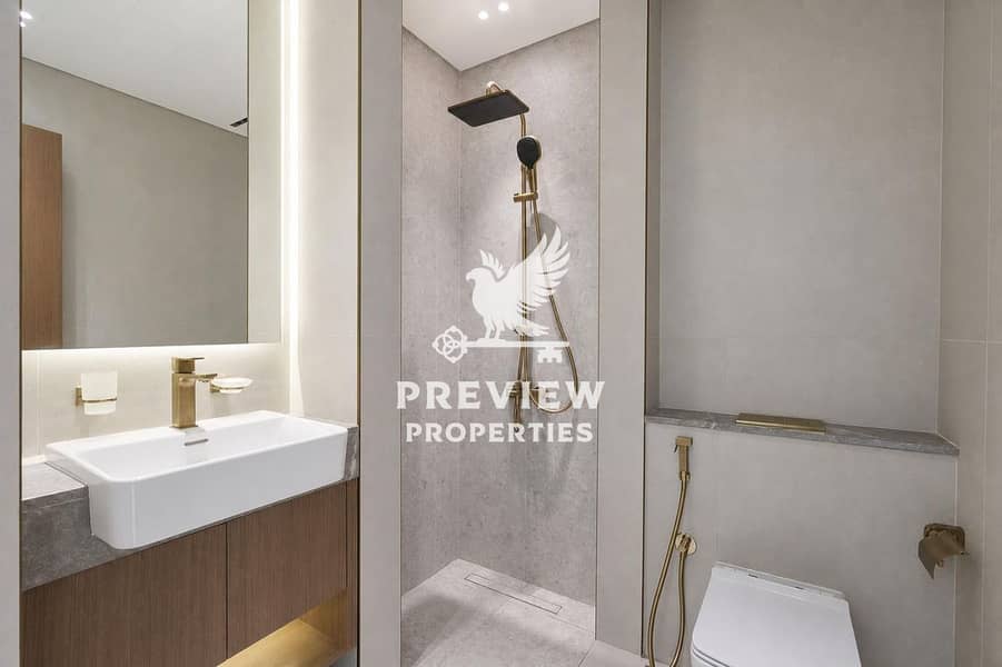 9 BRIGHT | SKYLINE VIEWS | KITCHEN APPLIANCES