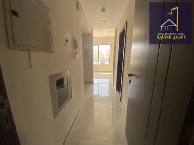 استوديو للايجار في تجارية مويلح، الشارقة - bfed82a2-d346-4ce6-a916-fb665774a6ae. jpg استوديو للايجار في تجارية مويلح، الشارقة - bfed82a2-d346-4ce6-a916-fb665774a6ae. jpg