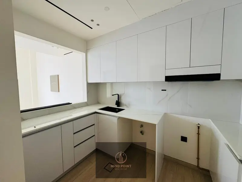 BRAND NEW \HIGH FLOOR \HIGH ROI