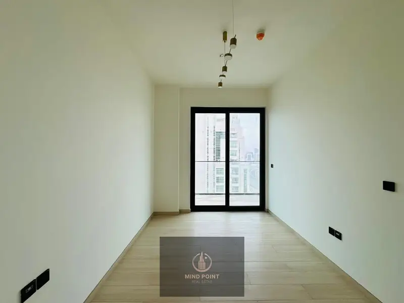 BRAND NEW \HIGH FLOOR \HIGH ROI