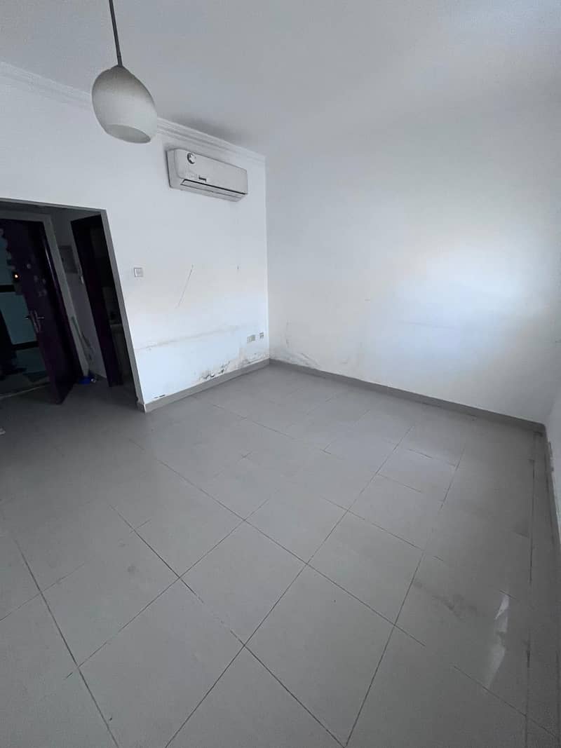 4 WhatsApp Image 2026-10-20 at 11.34. 22 AM. jpeg