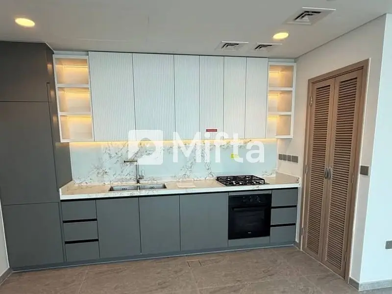 Luxurious | 1 BR | Elite Waterfront Living