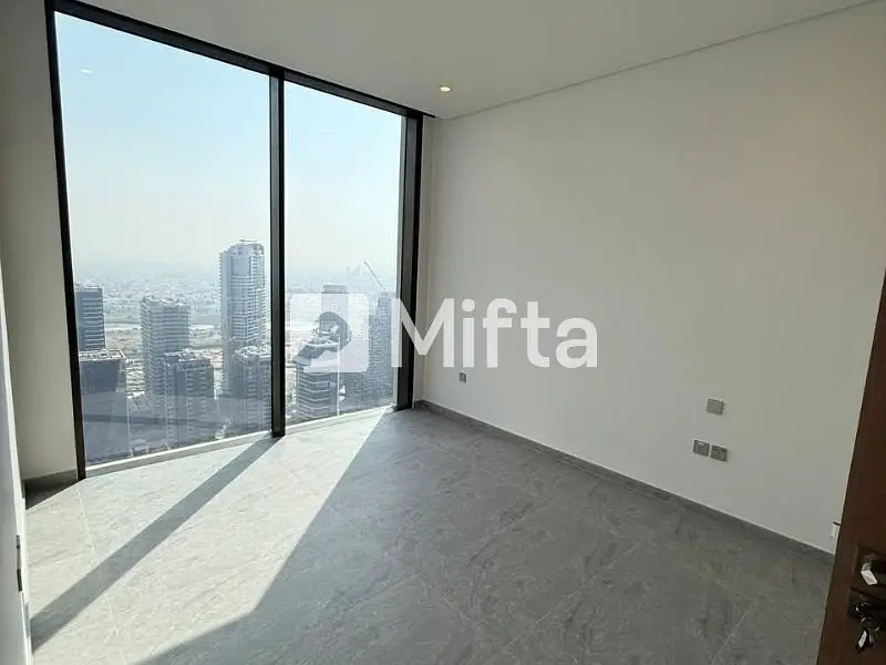 Luxurious | 1 BR | Elite Waterfront Living