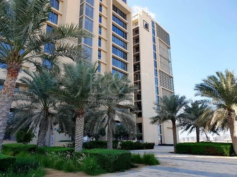 Lovely duplex with large balcony in Zeina community!