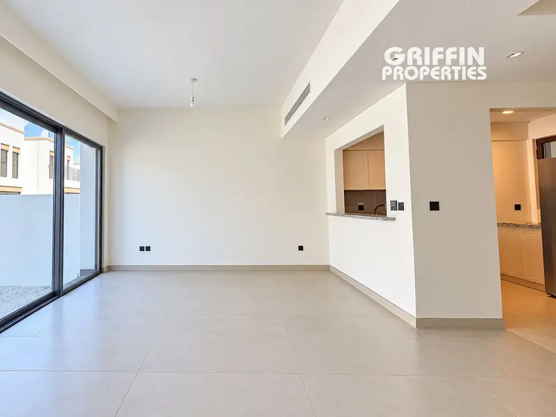 4BR Villa | Costa Brava 2 | Courtyard & Pool View