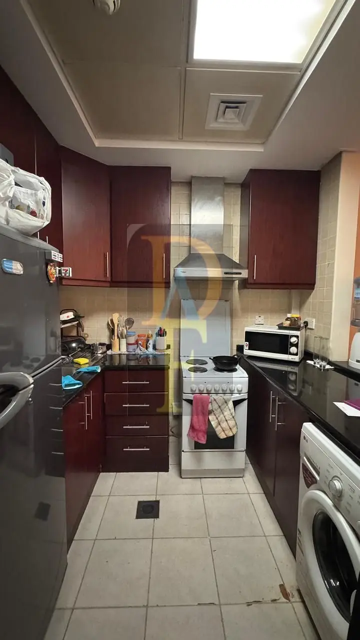 NEAR METRO FURNISHED STUDIO FLAT WITH PARKING FOR RENT