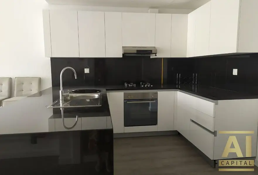 Modern Unit | Unfurnished Studio | Fitted Kitchen