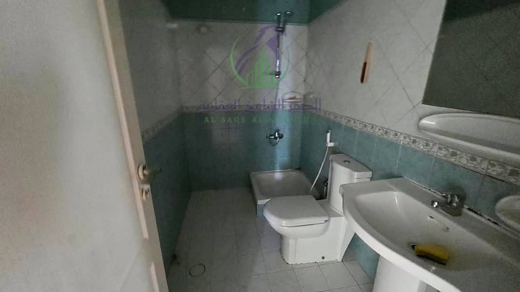 19 apartment-for-rent-2-bedroom-altaawn-alsharqh-bathroom-10. jpg