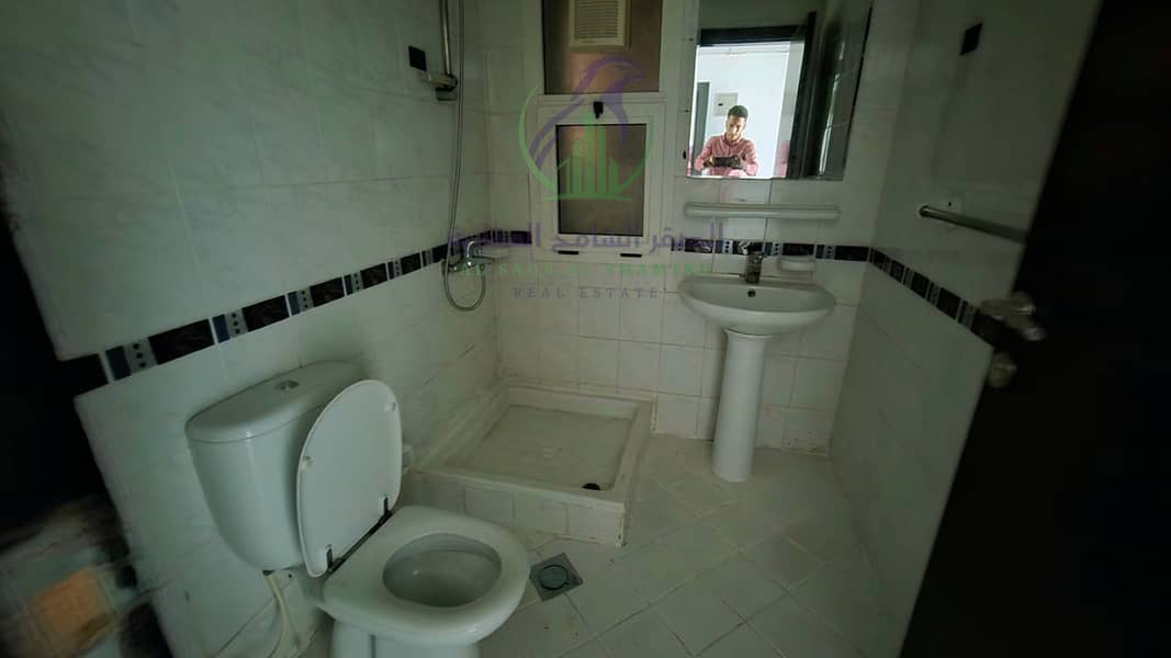 19 apartment-for-rent-2-bedroom-almmzr-alsharqh-bathroom-01. jpg