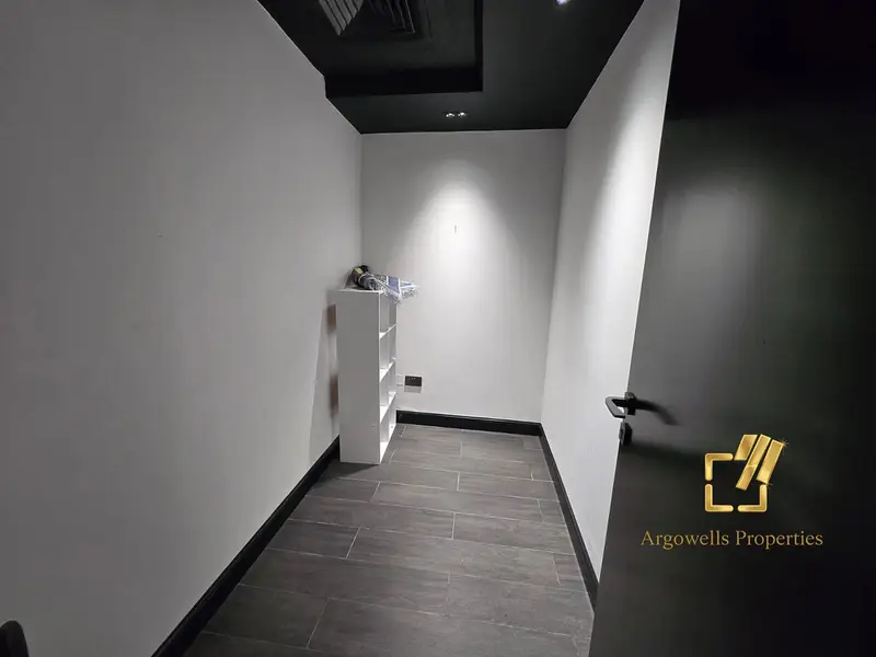 Prime Location | Chiller Free | Fully Fitted