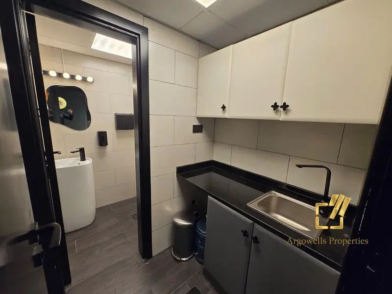 Prime Location | Chiller Free | Fully Fitted
