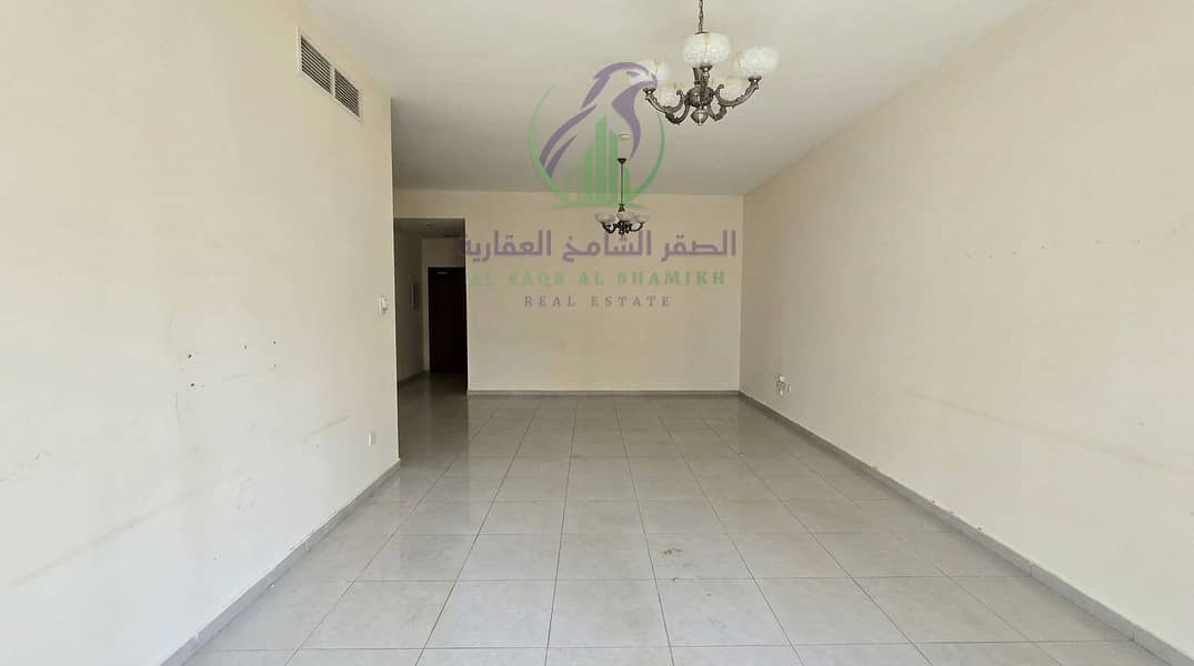 3 Real_estate_photo_enhancement_in…_20261020111423. jpg